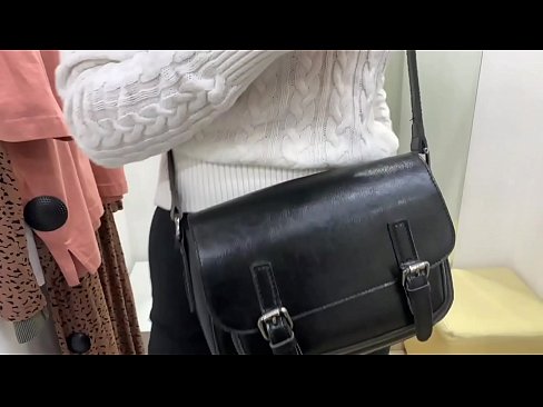❤️ Nyilvános maszturbáció a fiatal szuka FeralBerry egy dildóval a próbafülkében Anal pornó at hu.porno24-7.ru