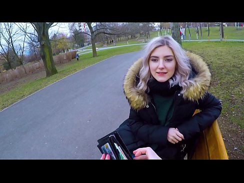 ❤️ Egy idegen forró ondójának lenyelése pénzért - szopás a parkban Eva Elfie-től Anal pornó at hu.porno24-7.ru